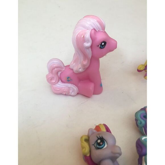 Mini Hasbro Pony Lot - Picture 5 of 6